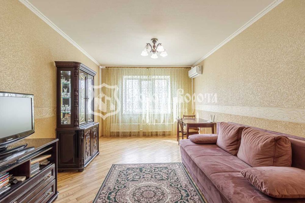 Квартира 3к. Гарний стан. Срібнокільська 22а, Осокорки, Дарницький р-н