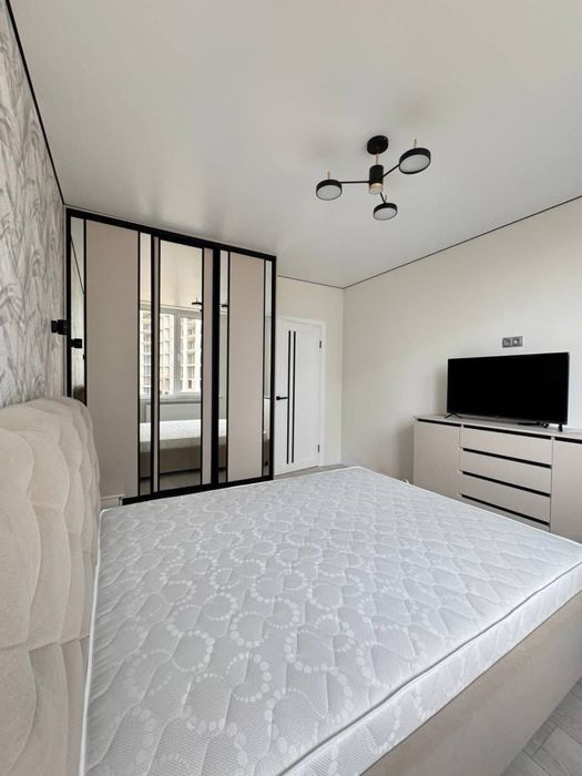 Оренда поблизу центру мікрорайон Варшавський єр іо