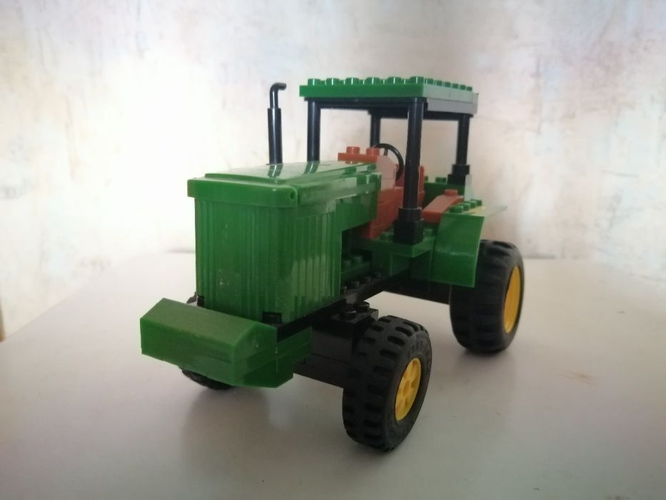 Конструктор Транспорт (пожарная машина, патрульный джип и трактор)