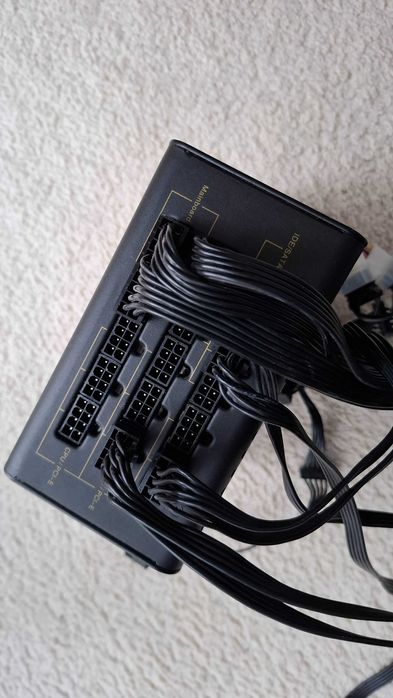 Zasilacz modularny Modecom Volcano 650W GOLD nowy 499zł