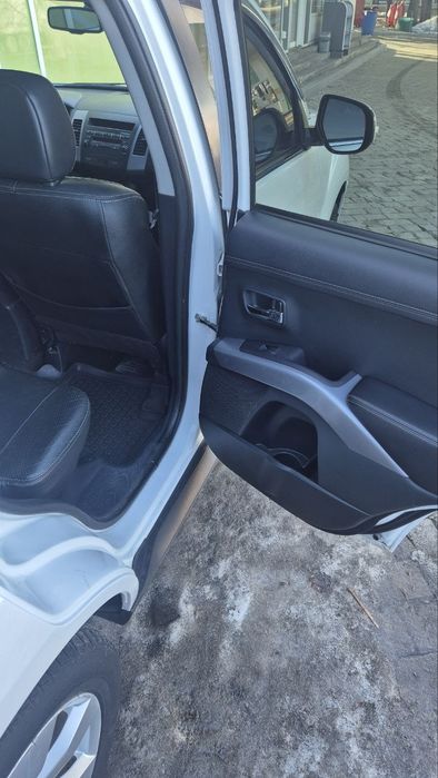 Mitsubishi Outlander XL 2013 рік Автомат Rockford