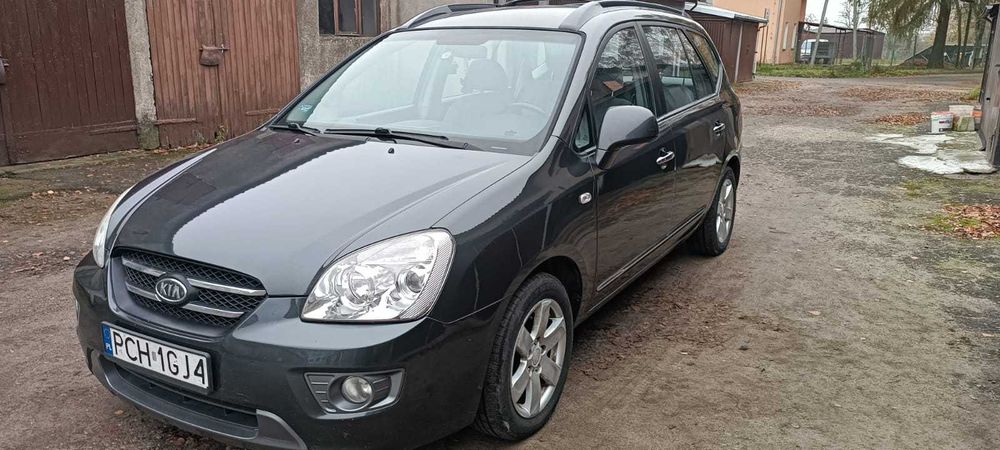 Kia Carens