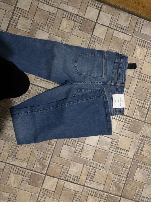 Zara джинси нові 34розмір