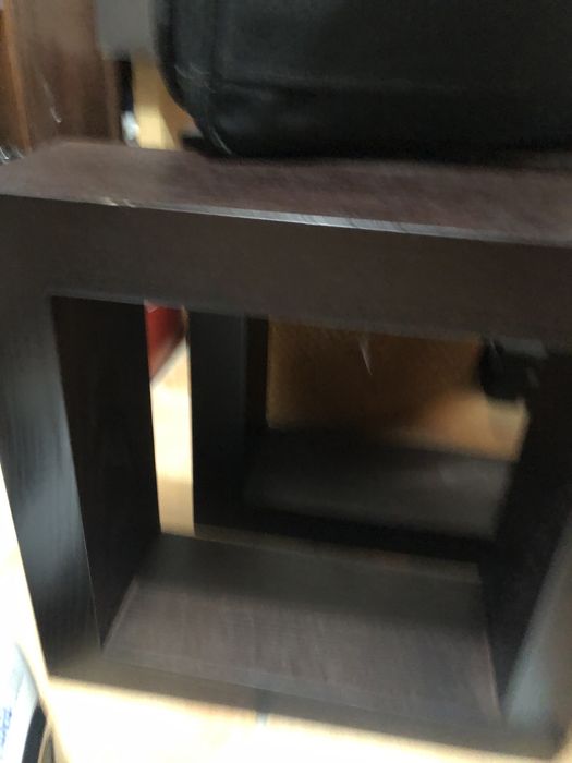 Cubo em madeira para aplicar na parede