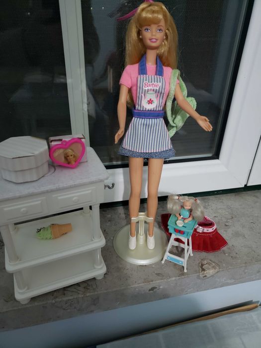Barbie dolls - várias