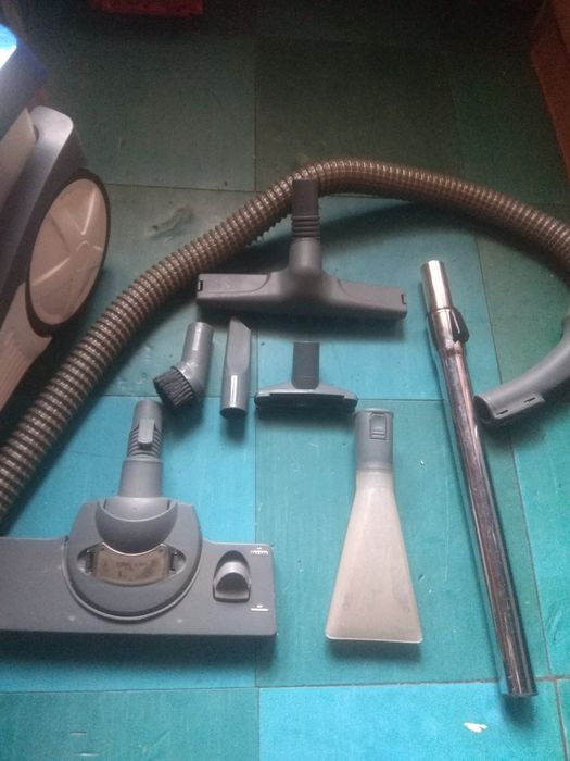 Доставка.Моющий пылесос Зелмер