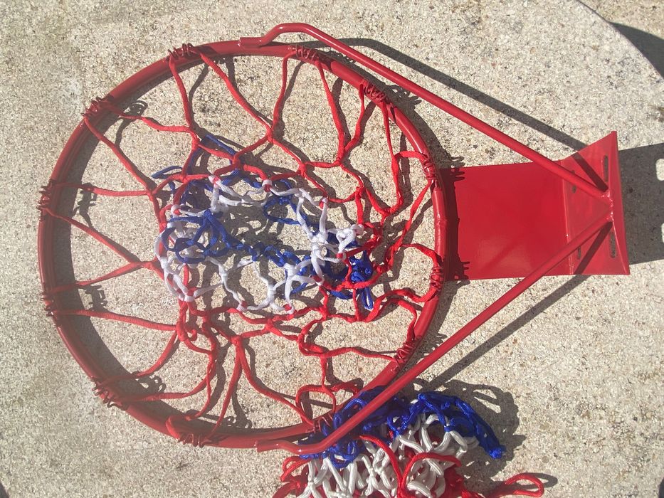Cesto de basquetebol NOVO