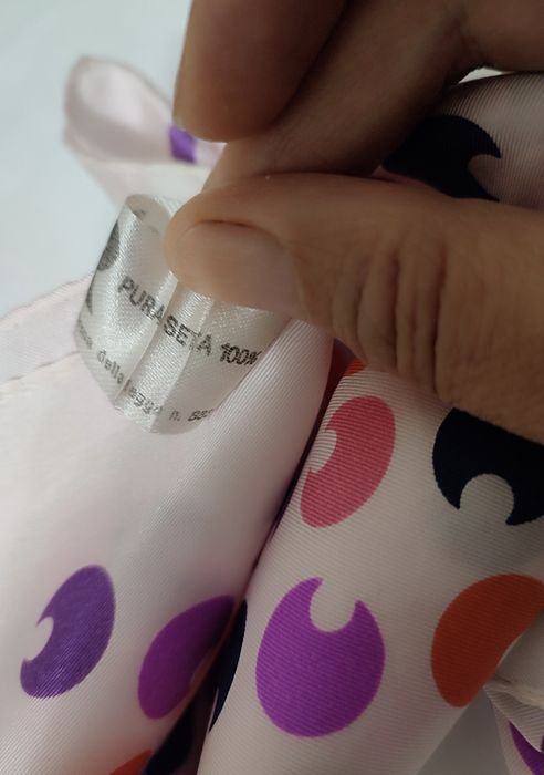 Шелковый бандана платок LR 
100% шелк, шов роуль.