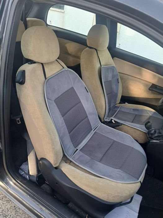 Carro Lancia Ypslon