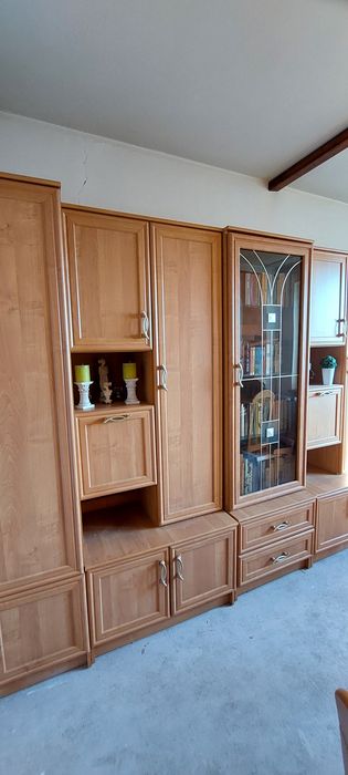 Meblościanka w bardzo dobrym stanie.