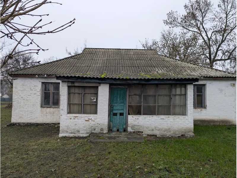 ПРОДАЖ - нежитлової будівлі, площею 110,3 кв.м. с. Великі Кринки