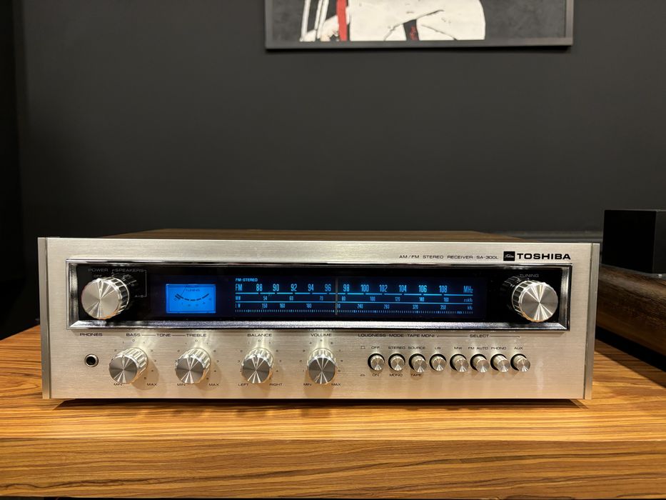 Toshiba SA-300 L - amplituner stereo