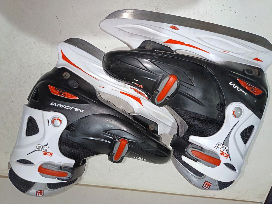 Łyżwy hokejowe NIJDAM rozmiar 38-41 regulacja