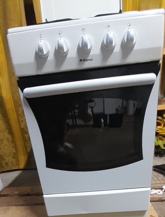 Продам газову плиту