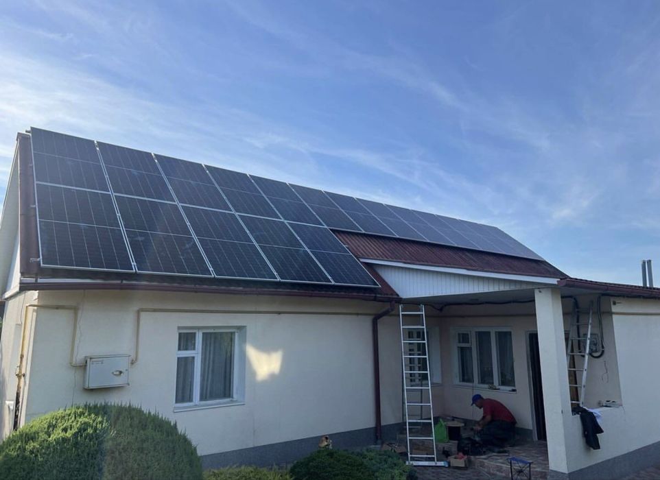 Встановлення сонячних панелей Монтаж СЕС сонячна електростанція