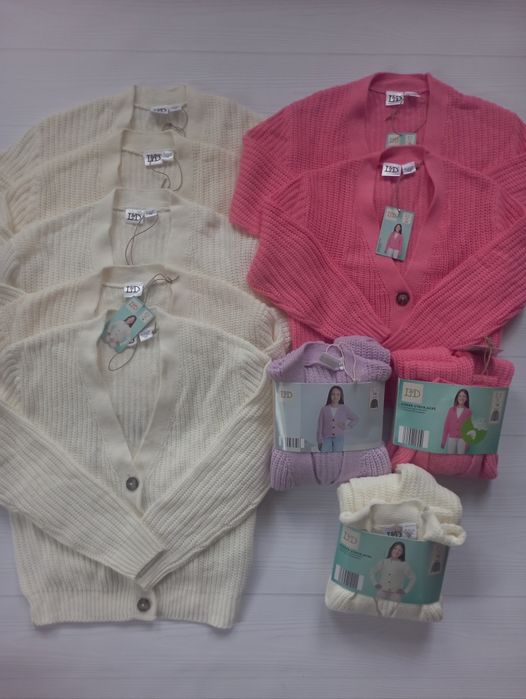 Кардигани светри 122р 128р 134р 140р 146р 152р