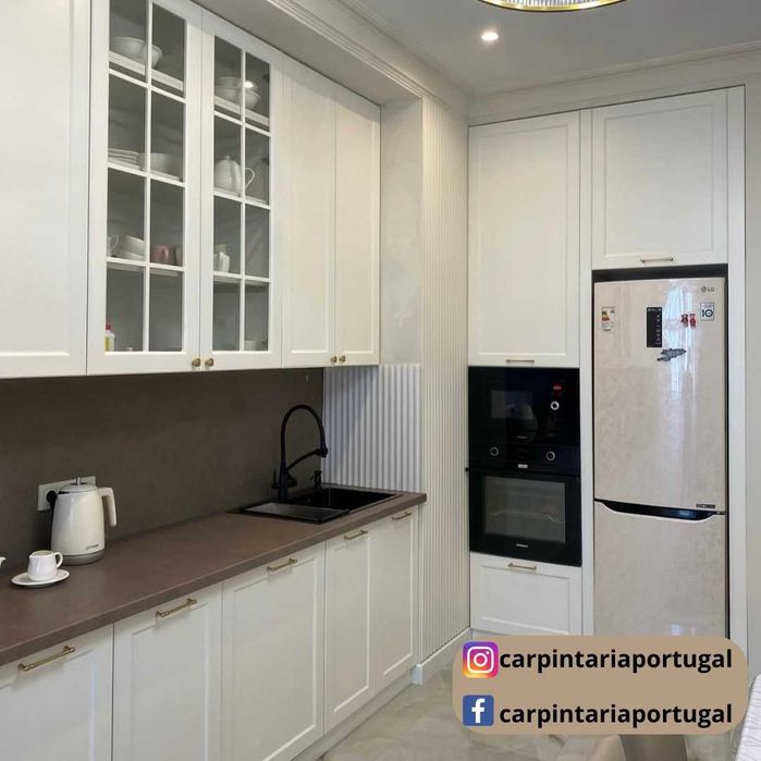 Cozinhas em termolaminado e lacadas