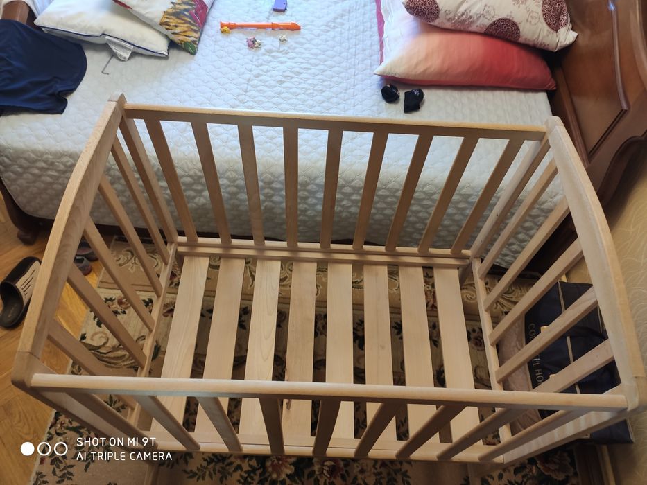 Продам колиску з матрацом