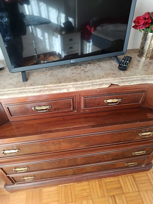 OPURTUNIDADE a  mobília sem uso