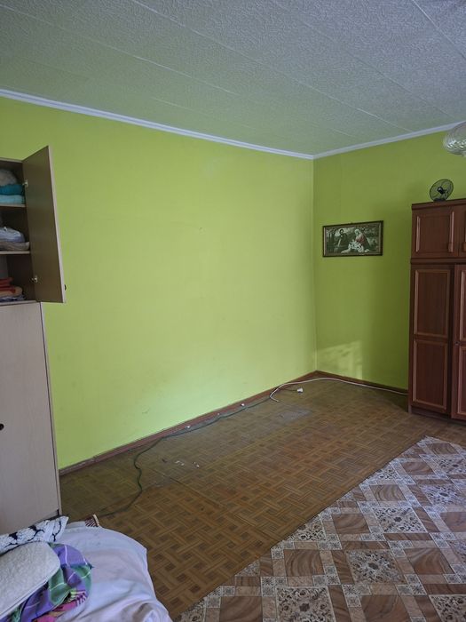 Sprzedam mieszkanie w kamienicy.