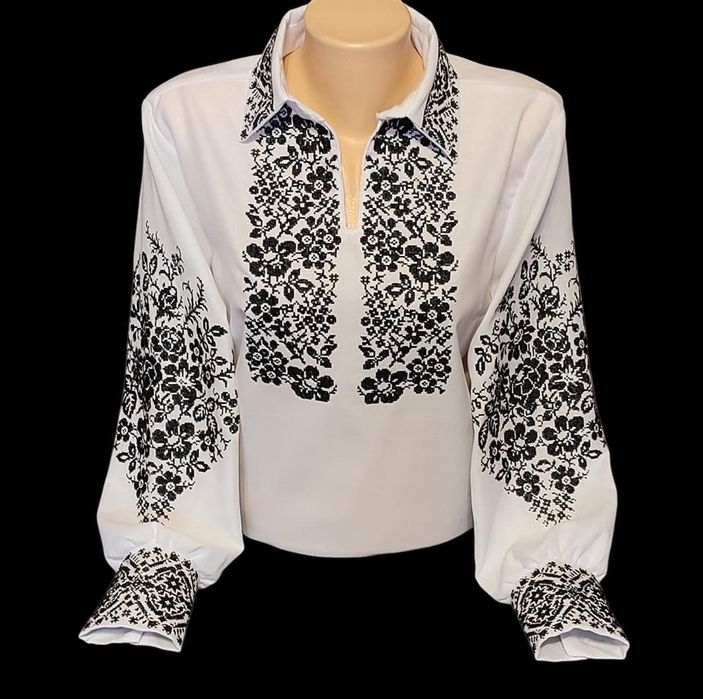 Вишиванка жіноча