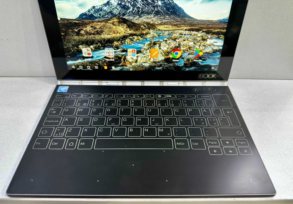 Tablet laptop Lenovo Yoga Book