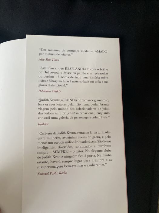 Livro “As Joias de Tessa Kent” de Judith Krantz