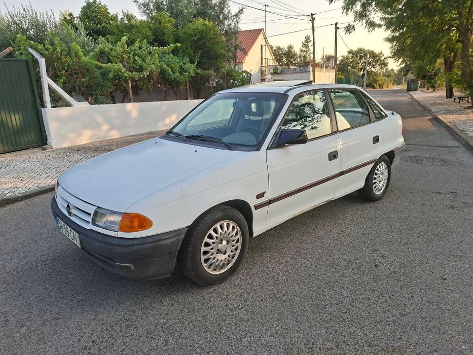 Opel astra F 1.4