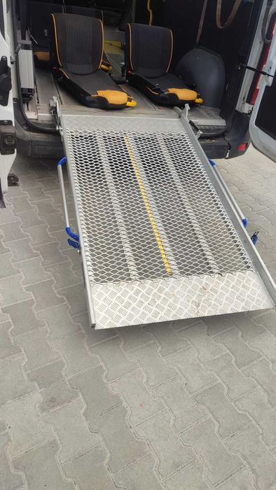 Пандус Трап Підйомник для авто на амортизаторах 400 кг