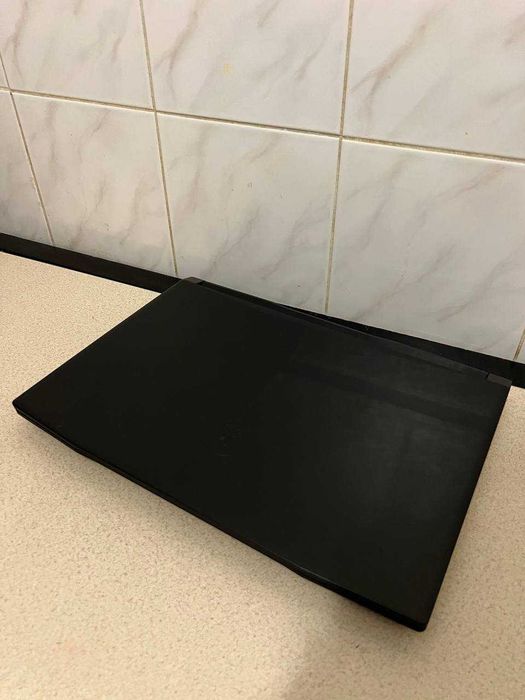 MSI Katana GF66  (Core i7-11800H/16Gb/RTX 3070/SSD 512/IPS 144Hz)