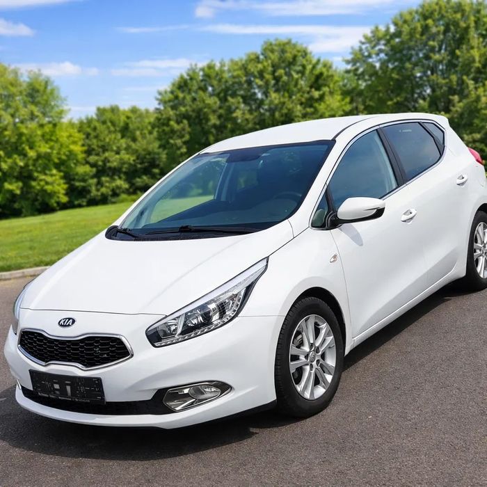 Kia Ceed Kia Cee’d 1.6 GDI 135 KM, Bogata wersja wyposażenia