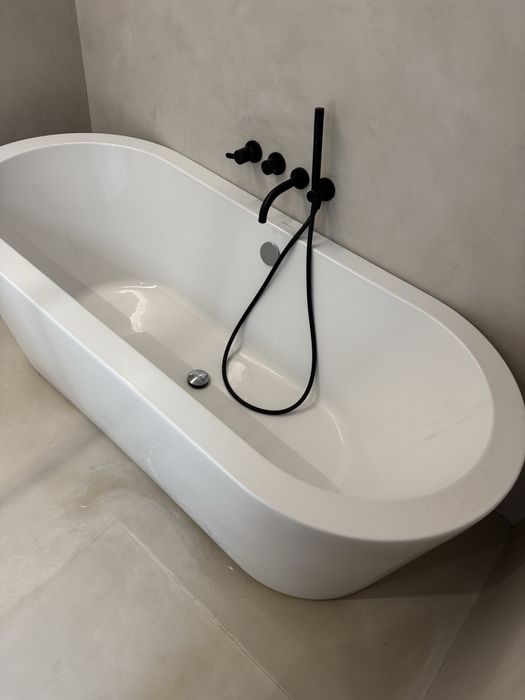 Banheira Freestanding Sanindusa Urb.Y Plus 180x80 – Excelente estado