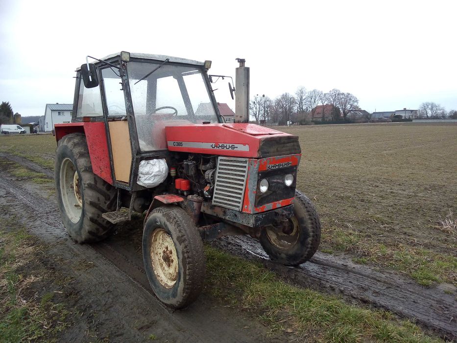 Ciągnik Ursus  C 385 traktor czwórka silnik