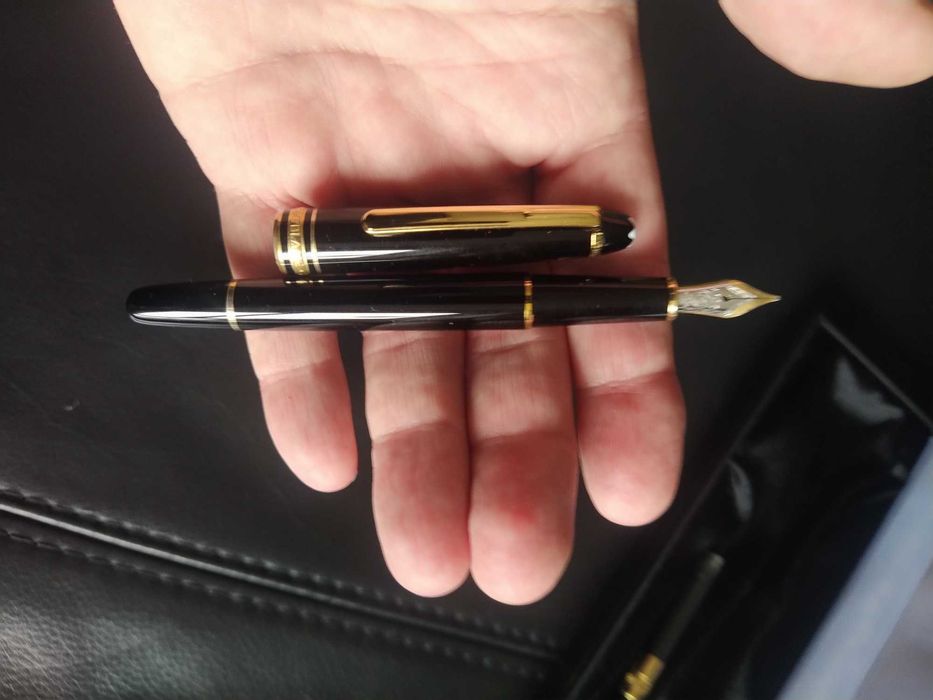 Caneta Montblanc Meisterstuck Classique, ouro 14K - 585