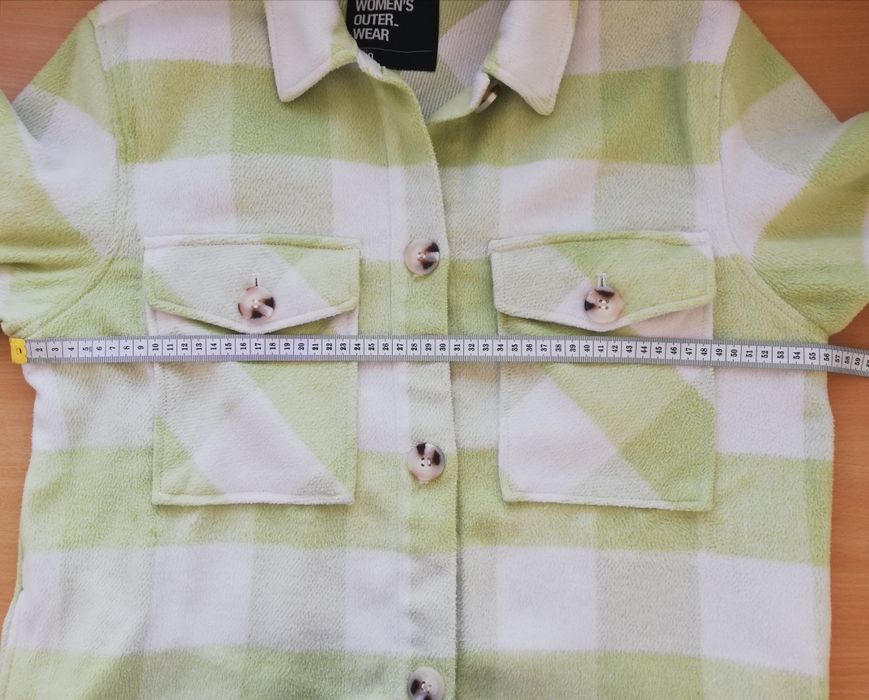 Camisa de inverno marca Lefties
