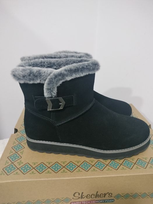 Vende-se botas novas da marca skechers originais para mulher