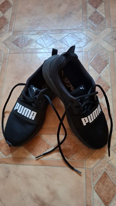 Buty sportowe Puma rozm. 35