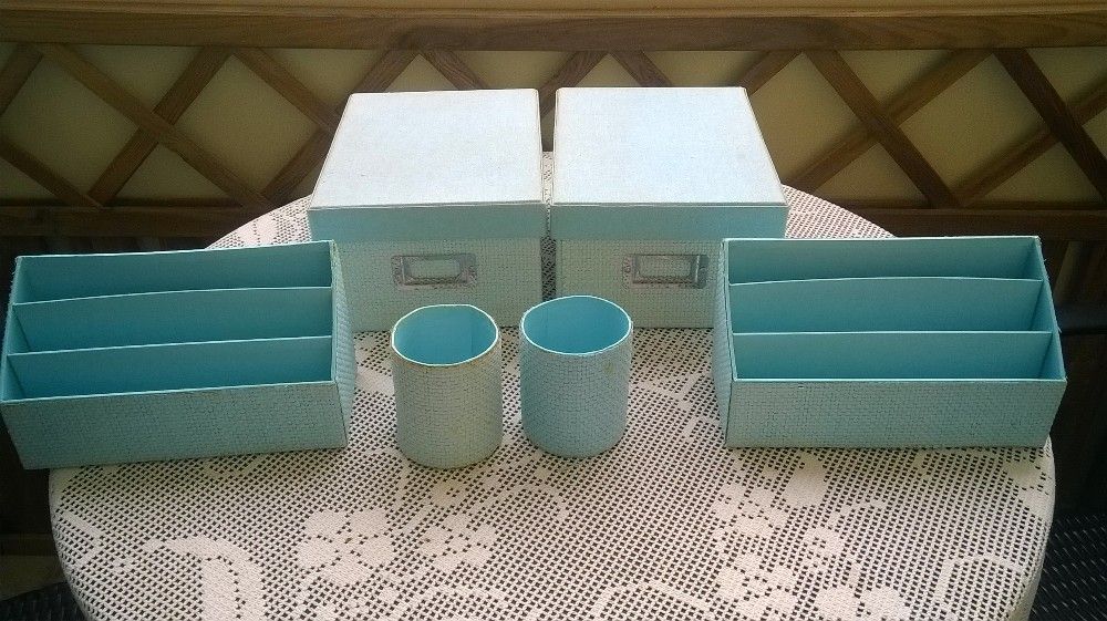 Conjunto de secretária NOVO. Envio por correio.