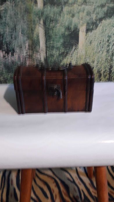 Цікавий сундучок...