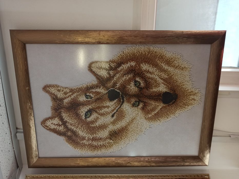 Продам картину вышитую бисером