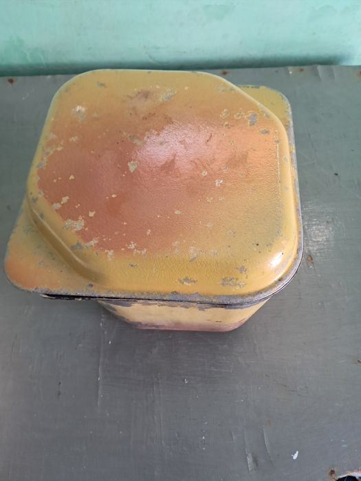 Кастрюля  эмалированая