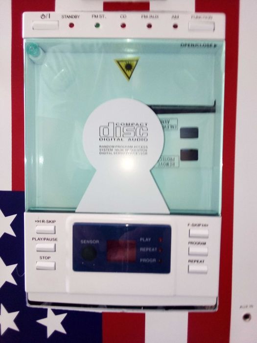 Guitarra radio leitor de cd  U.S.A (NOVO)