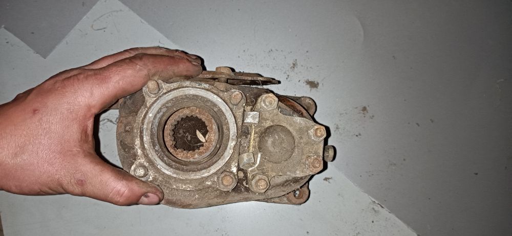 Бортовий редуктор луаз волинянка