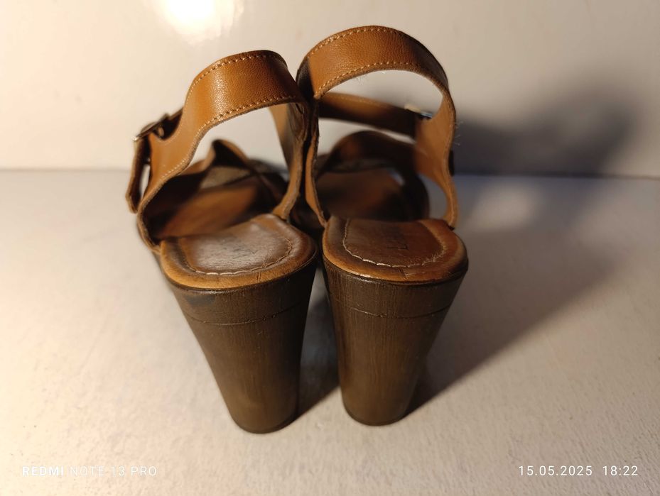 sandały skórzane Lasocki