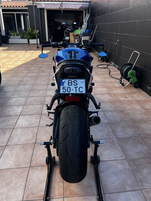 Suzuki Gsxs1000 2025 - VENDO OU TROCO