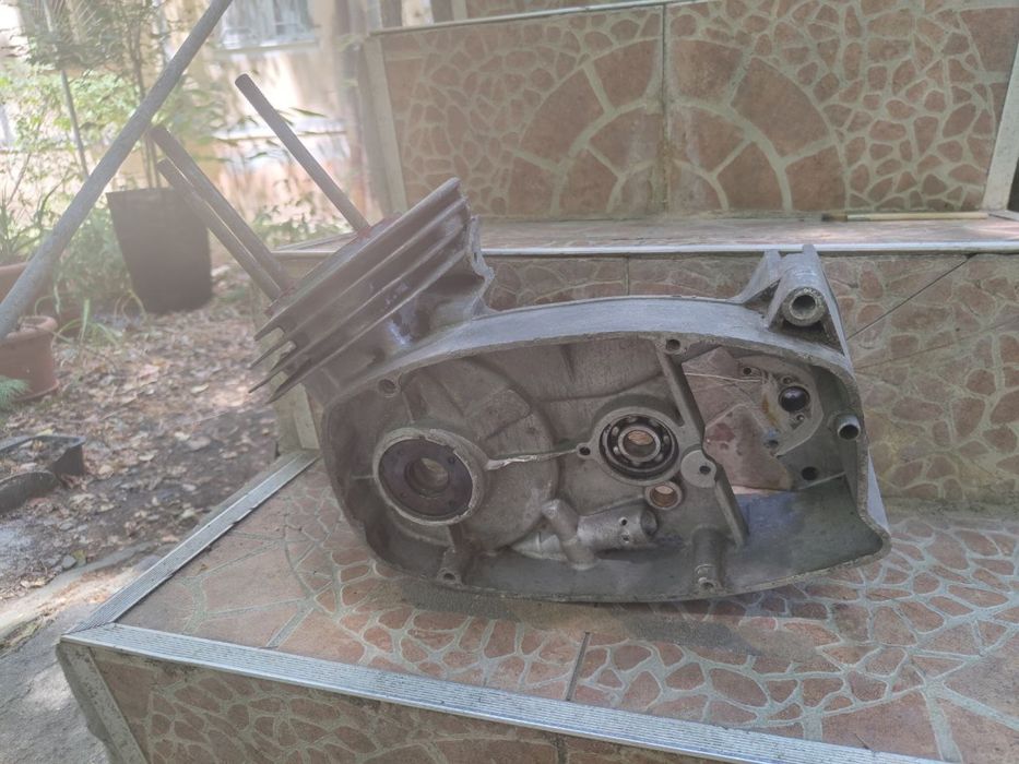 Картера двигателя ява 634