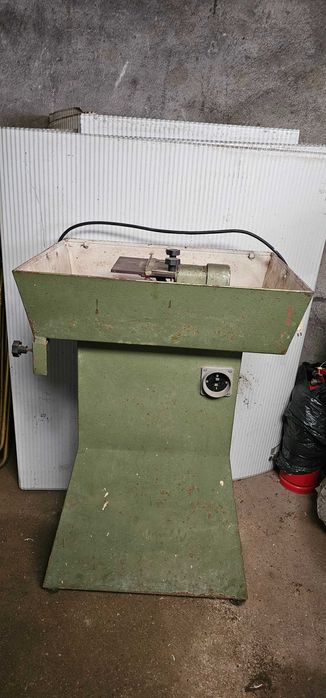 Maquina de corte fino