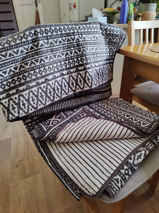 2 x narzuta na łóżko 140x200, dwustronna