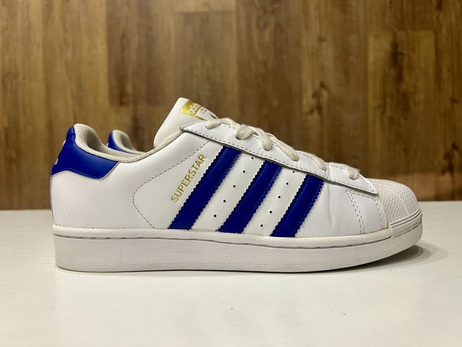 Кроссовки Adidas