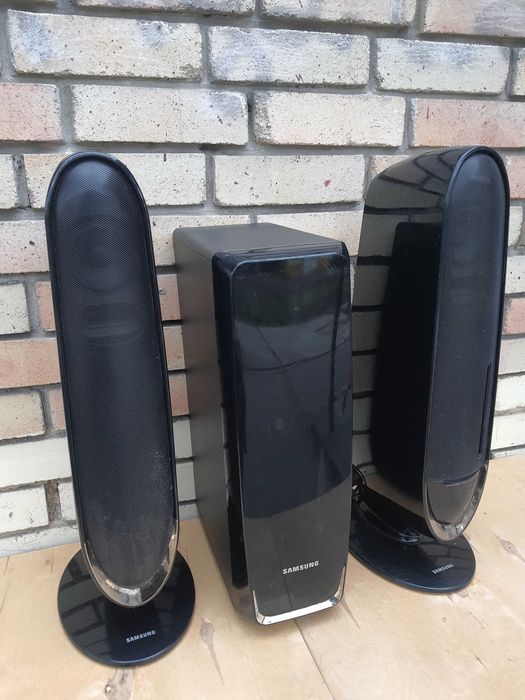 Музыкальный центр SAMSUNG  RTS – HE 10T.